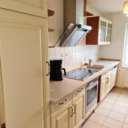 Ii, Schloßstraße Apartment