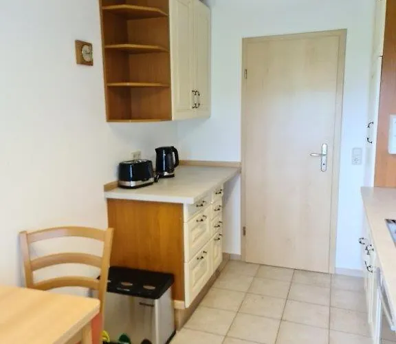 Apartment Ii, Schlossstrasse *